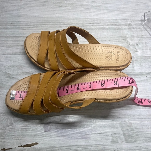 CROCS A Leigh Slip On Leather Tan Camel Brown Strappy Cork Wedge Sandals size 9 - Picture 11 of 14